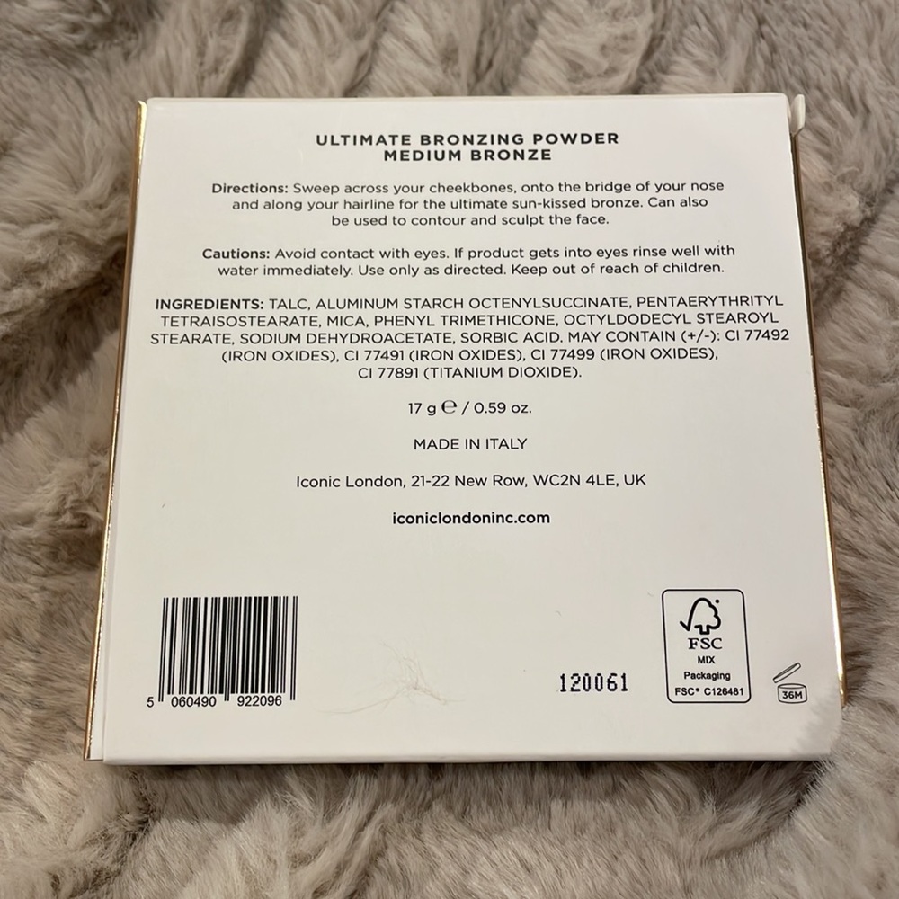 Iconic London Ultimate Bronzing Powder - Picture 6 of 6